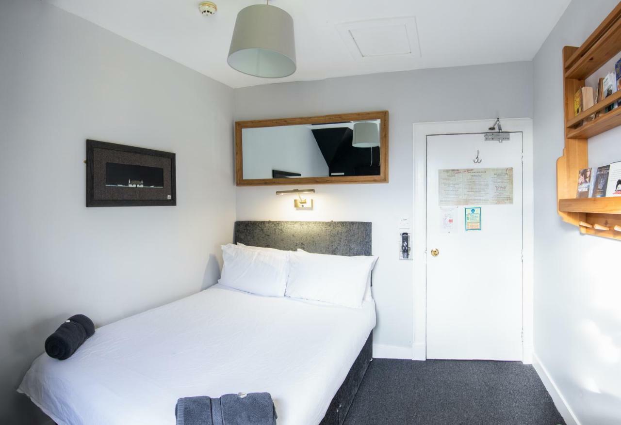 Chambre Double avec Salle de Bains Commune